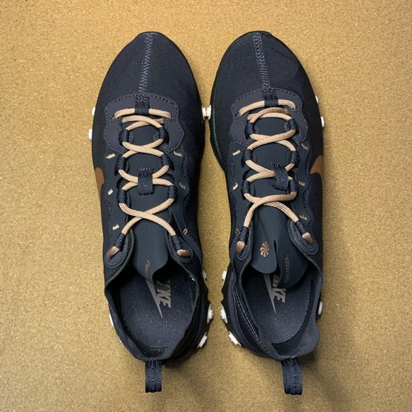 WMNS Nike Element React 55 - Picture 4 of 7